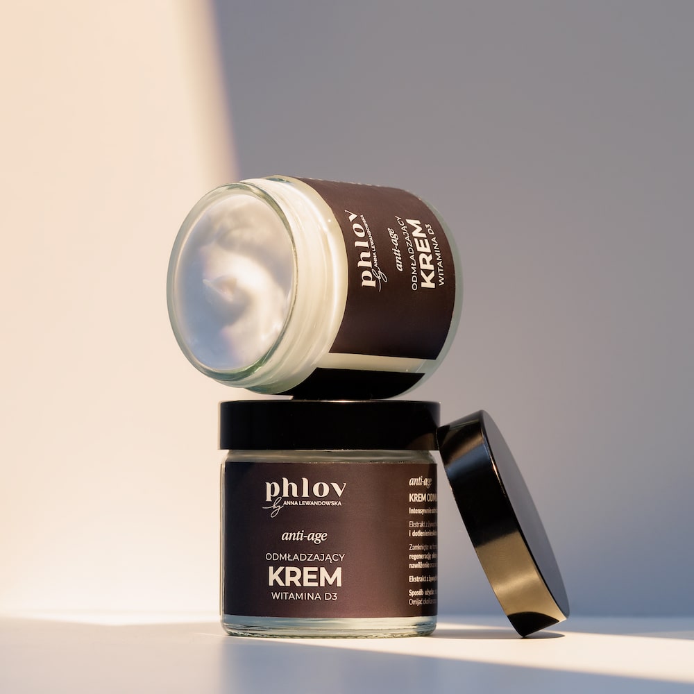Rejuvenating face cream